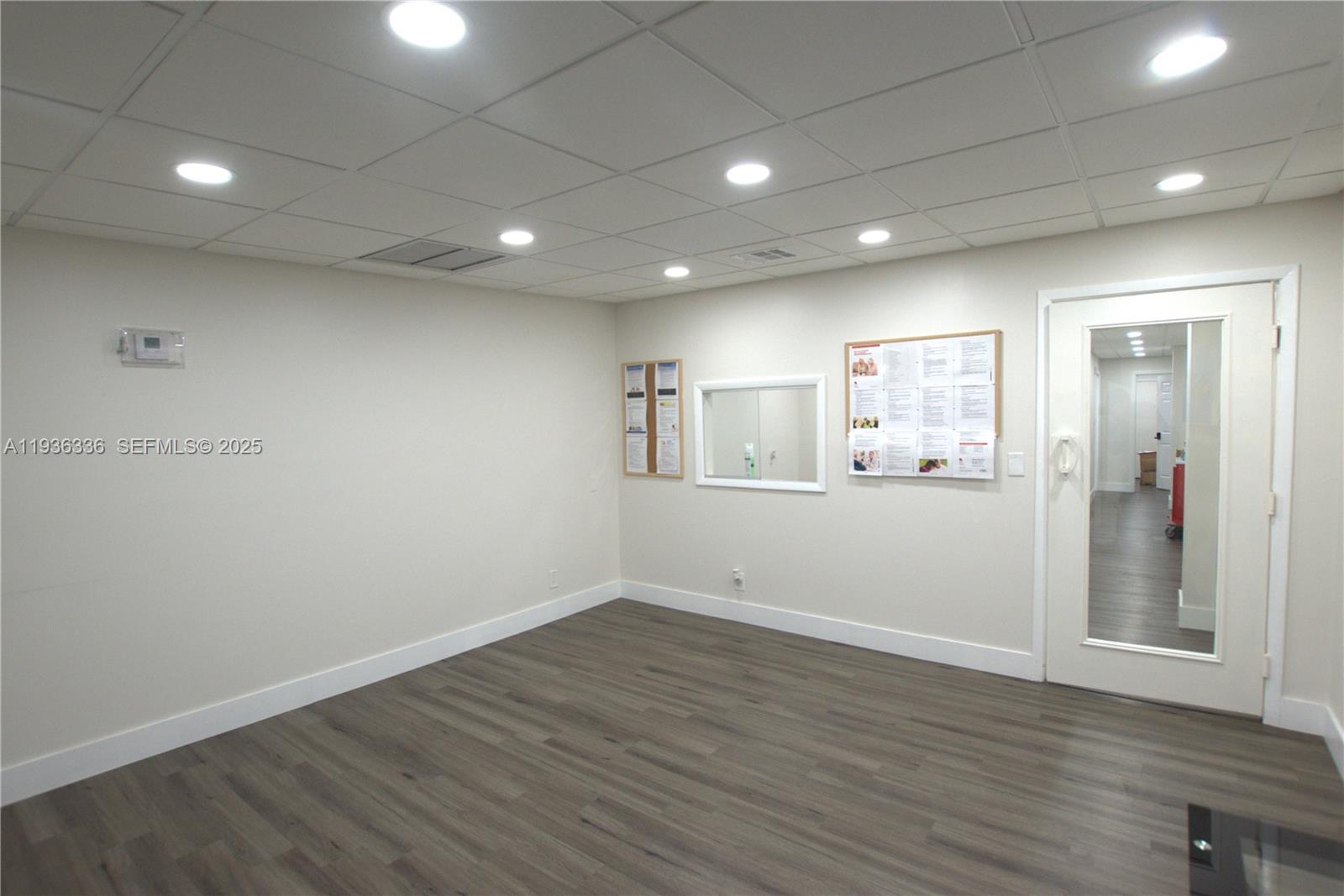 A11936336 Property Photo 5