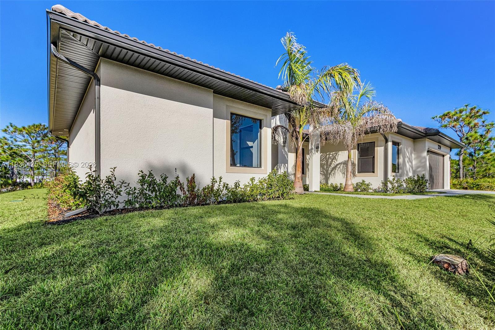 A11936425 Property Photo 3