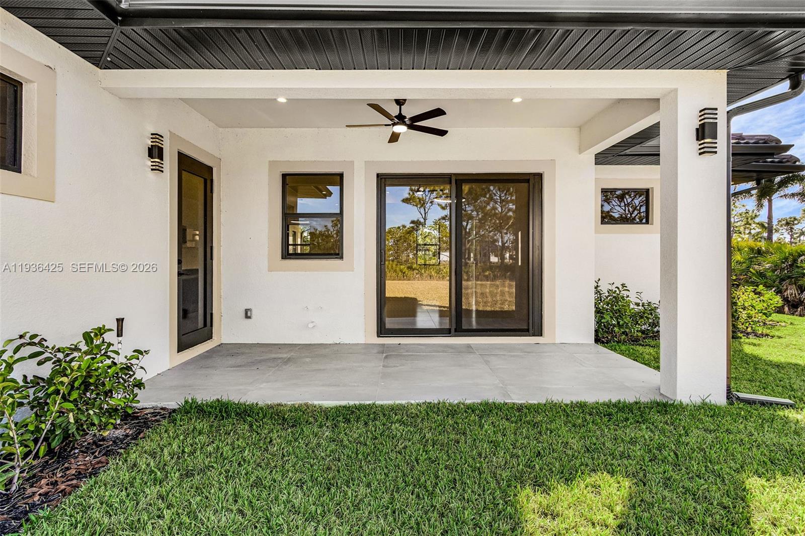 A11936425 Property Photo 25
