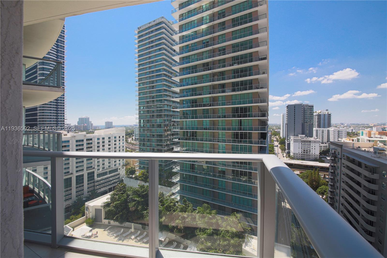 1100 S Miami Avenue 1707 Property Photo 4