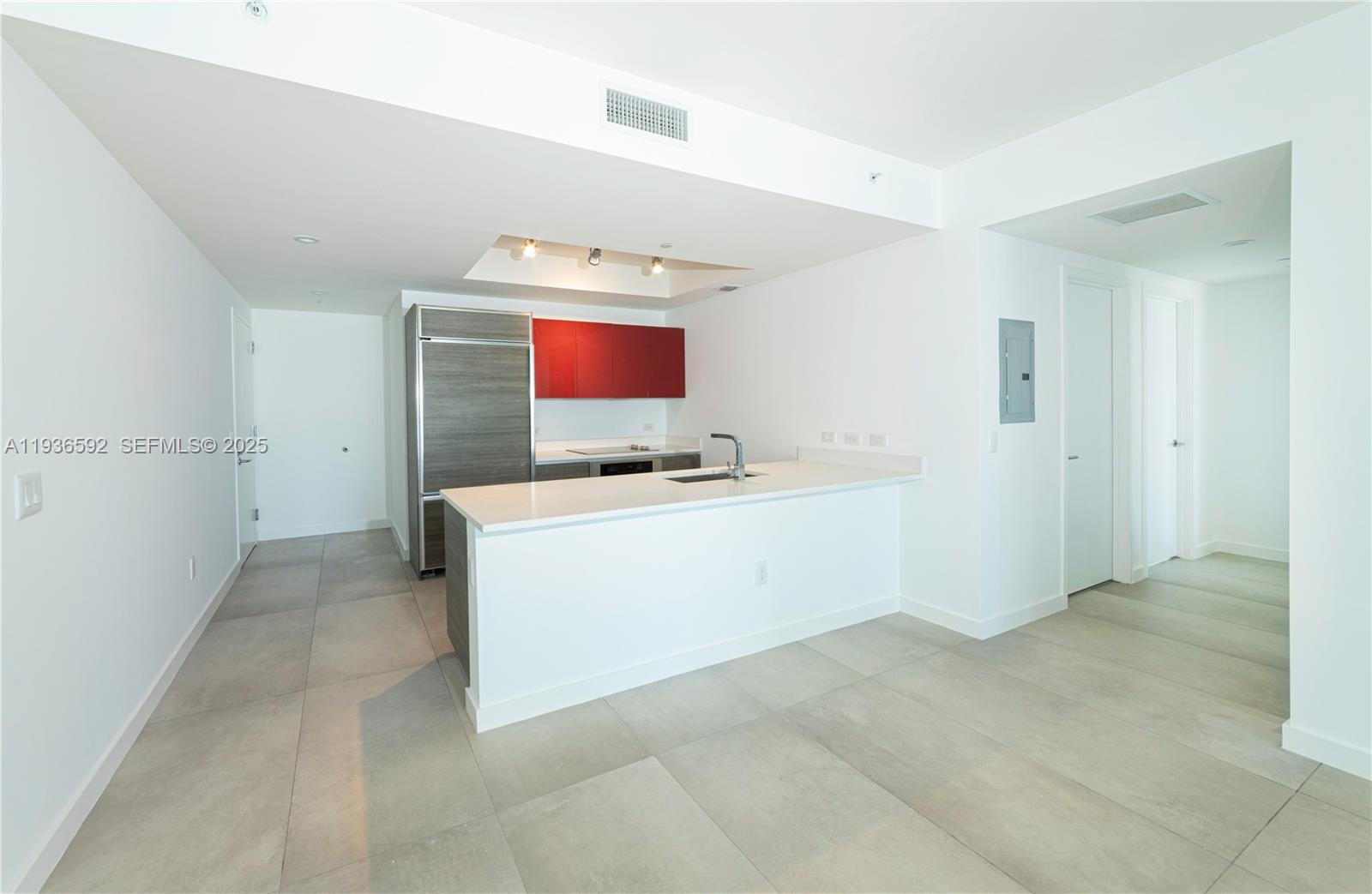 1100 S Miami Avenue 1707 Property Photo 15