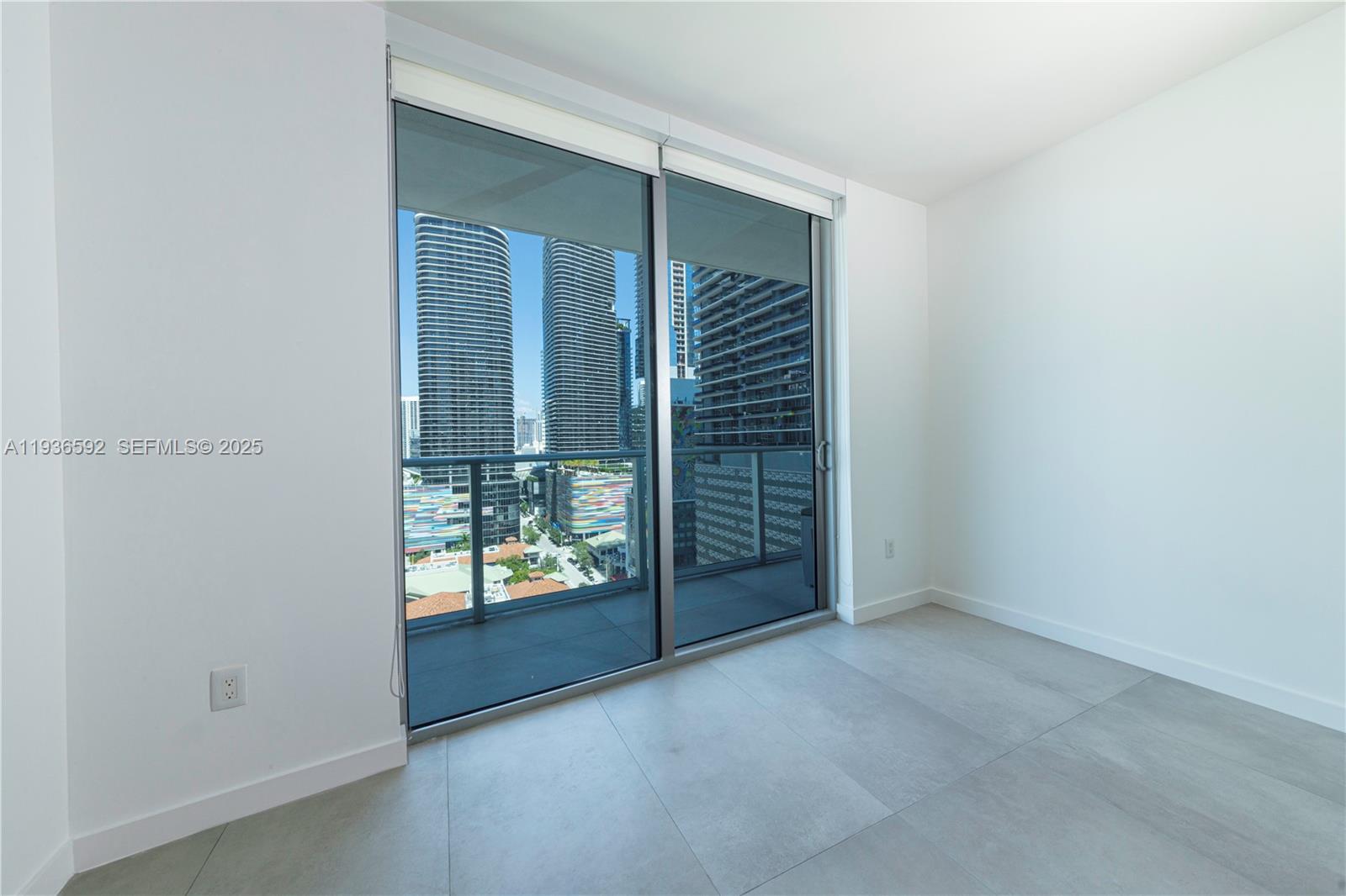 1100 S Miami Avenue 1707 Property Photo 20