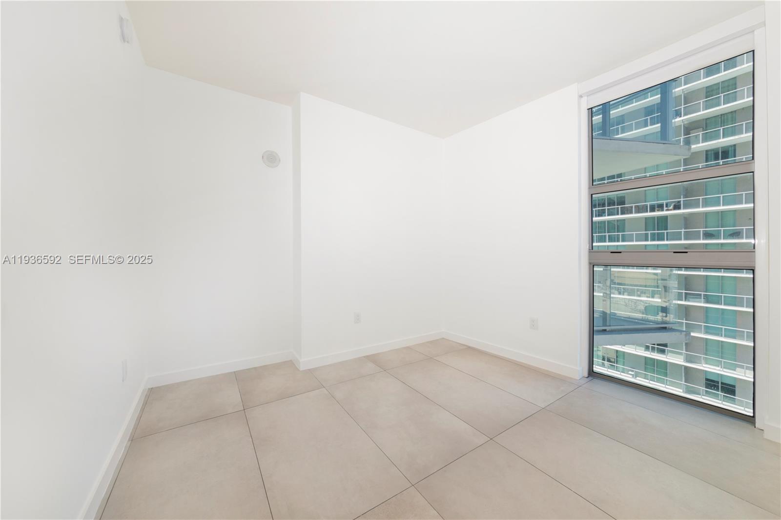 1100 S Miami Avenue 1707 Property Photo 21