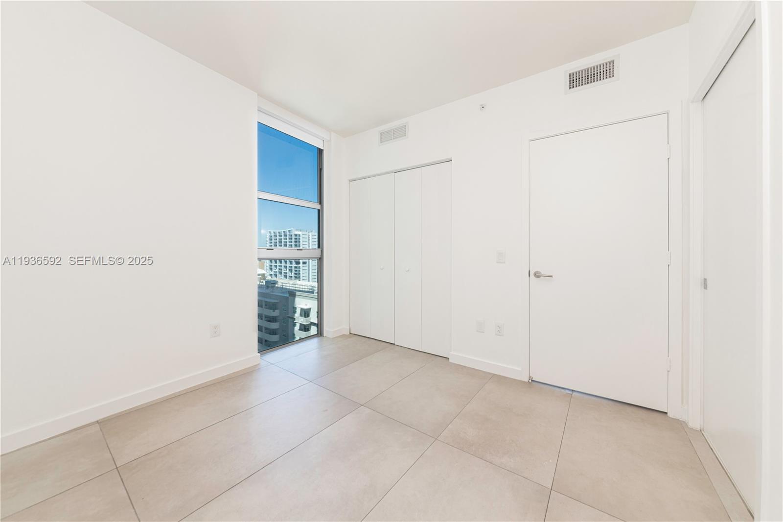 1100 S Miami Avenue 1707 Property Photo 22
