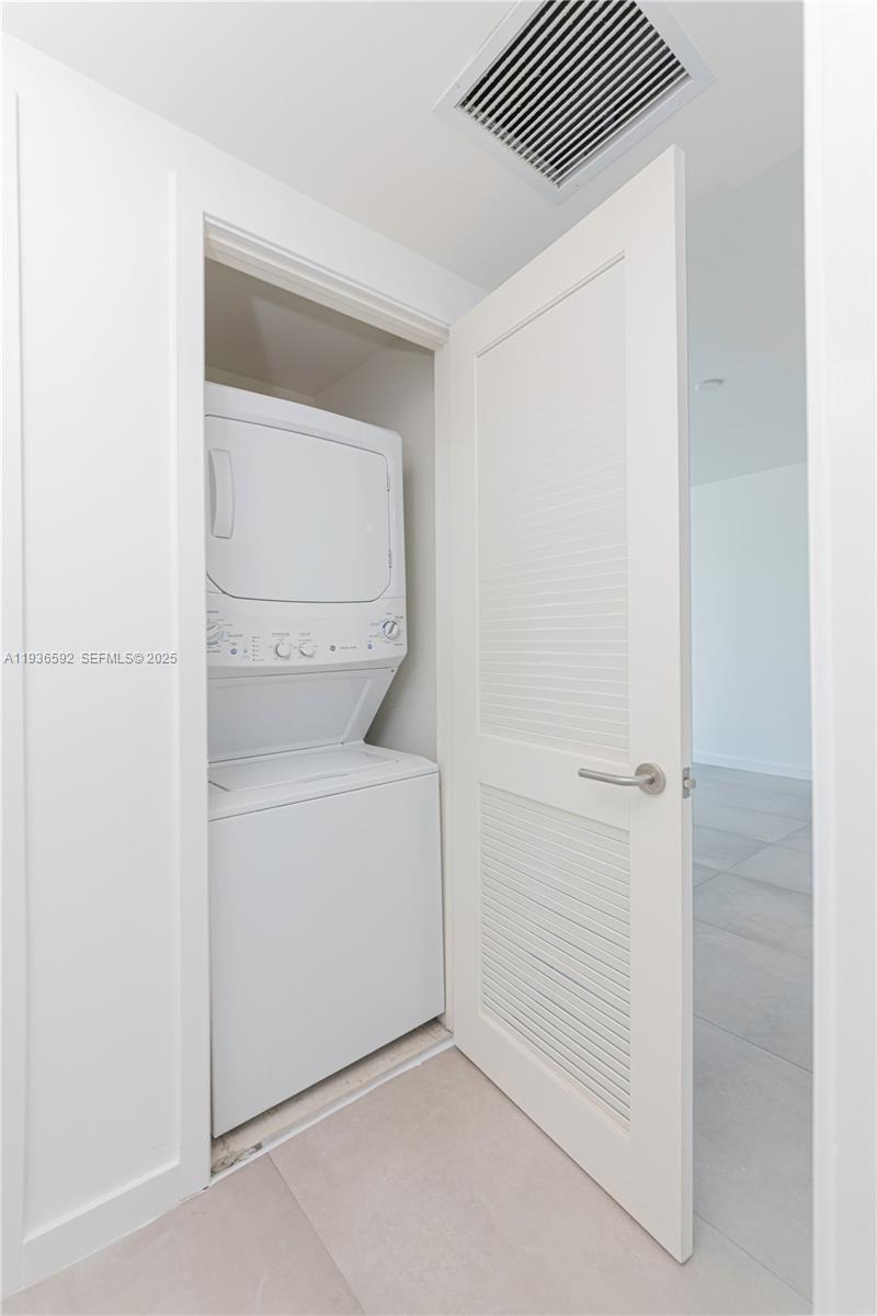 1100 S Miami Avenue 1707 Property Photo 30