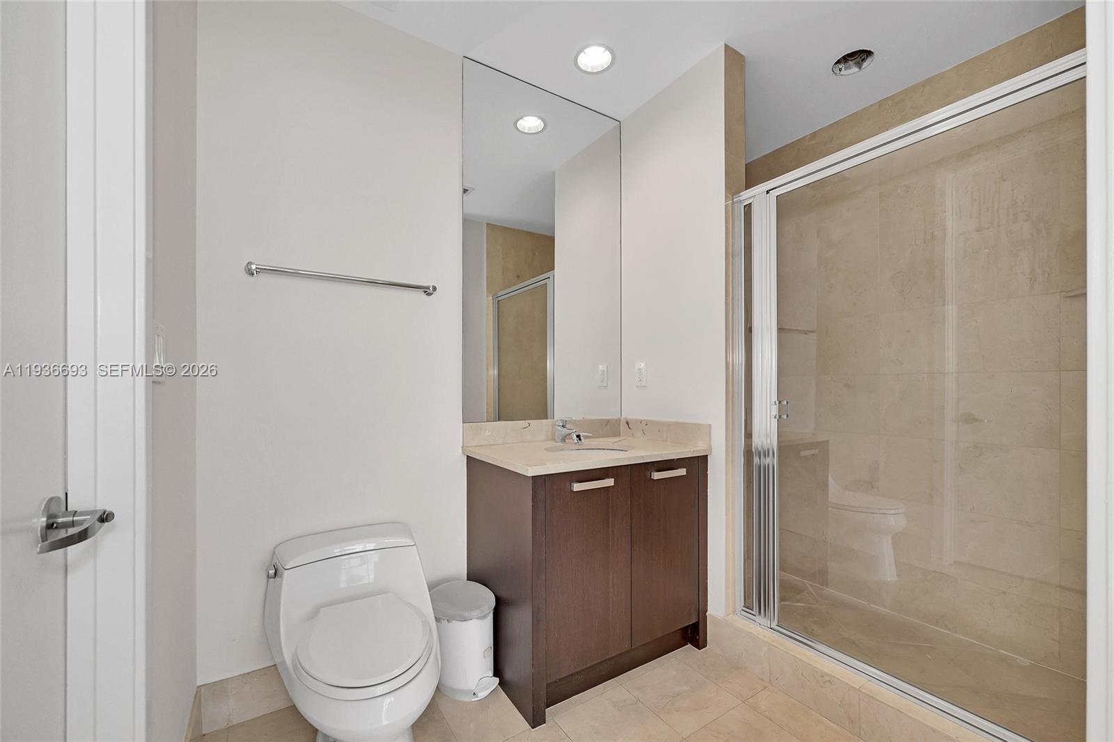 18101 Collins Avenue 1609 Property Photo 9