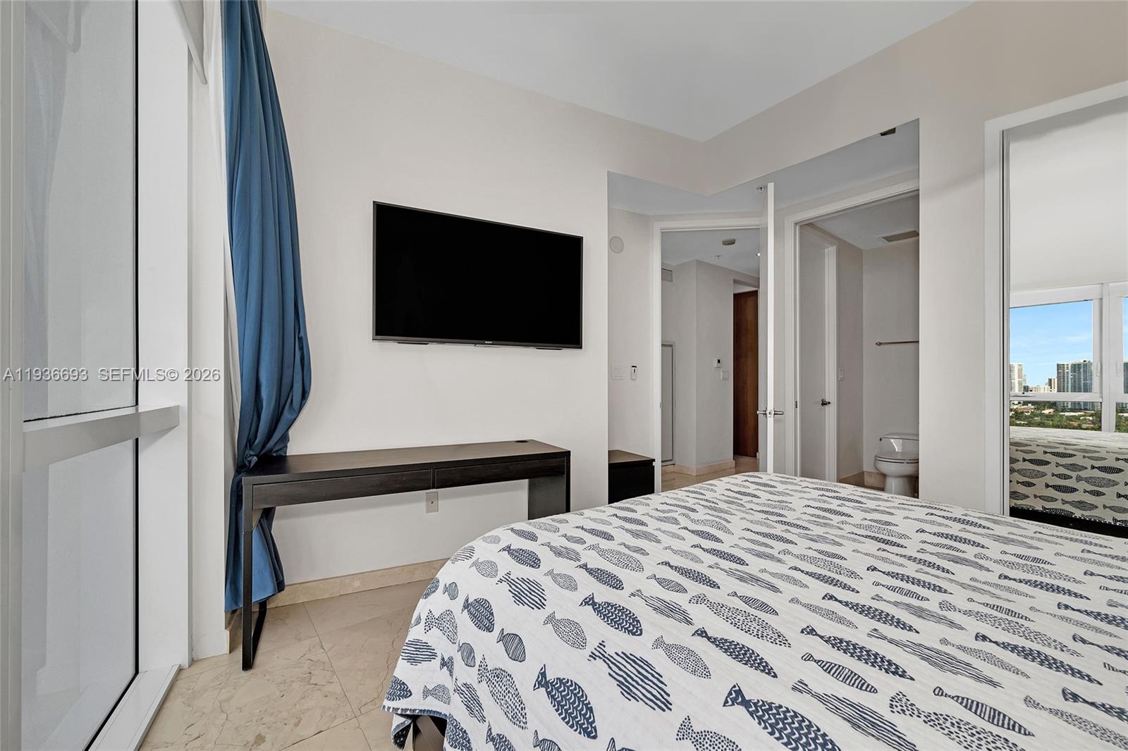 18101 Collins Avenue 1609 Property Photo 20