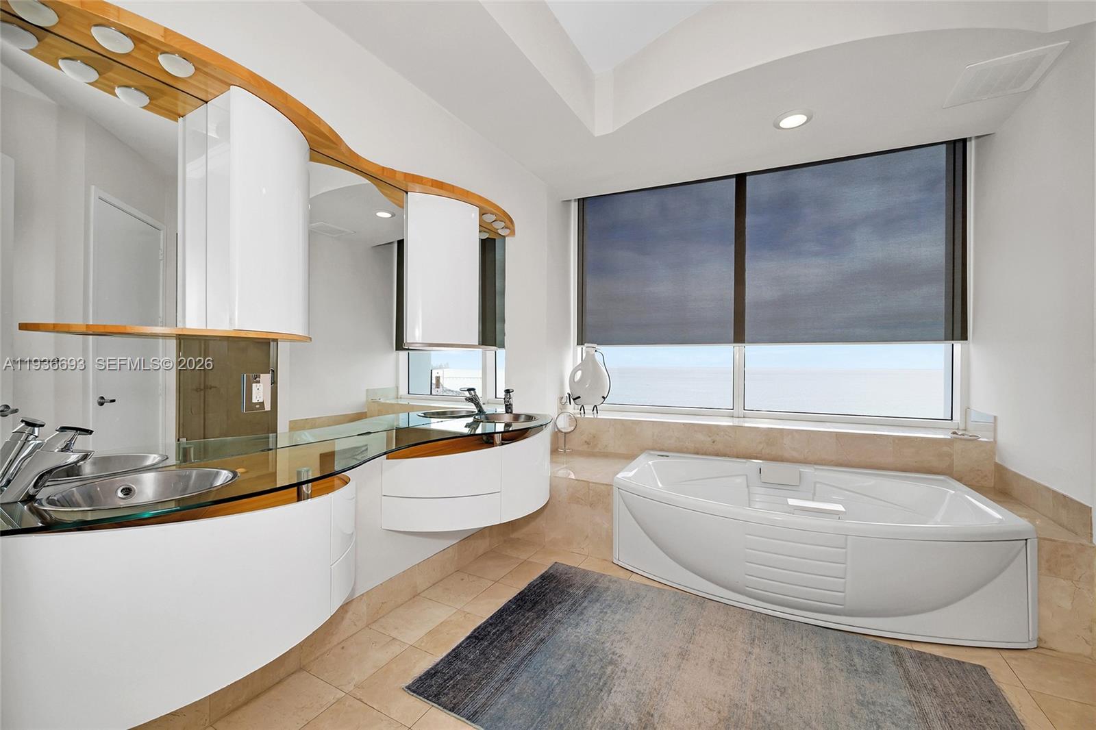 18101 Collins Avenue 1609 Property Photo 22