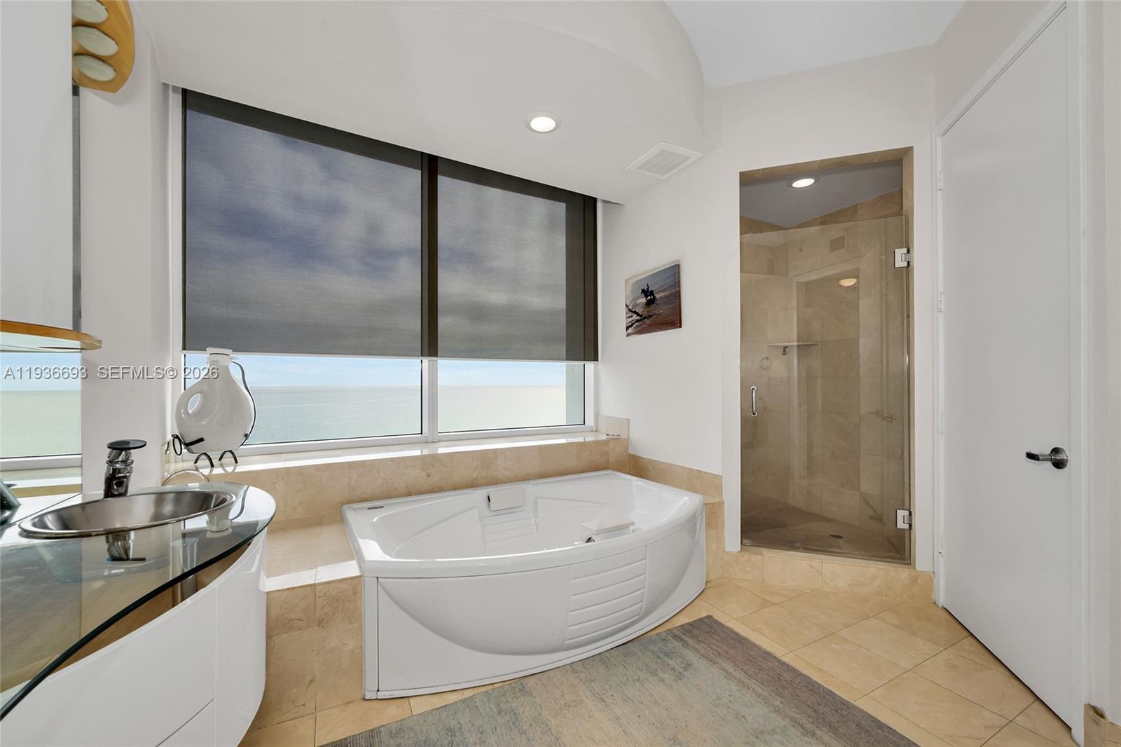 18101 Collins Avenue 1609 Property Photo 23