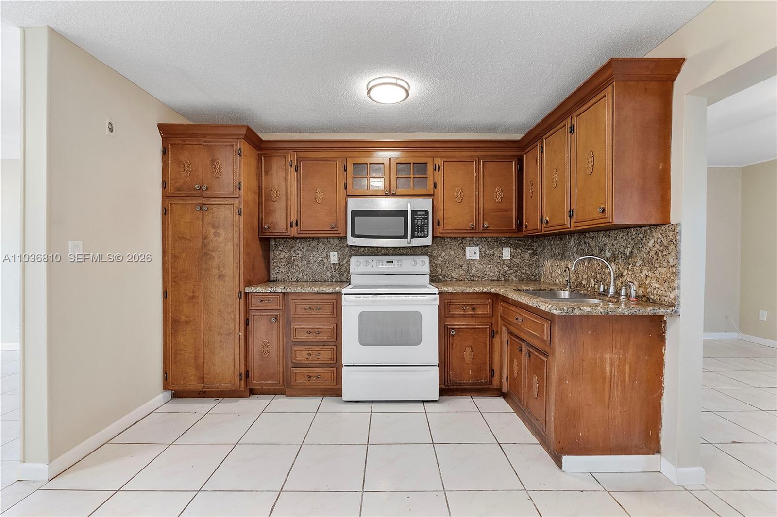 5010 Nw 51st Street Property Photo 12