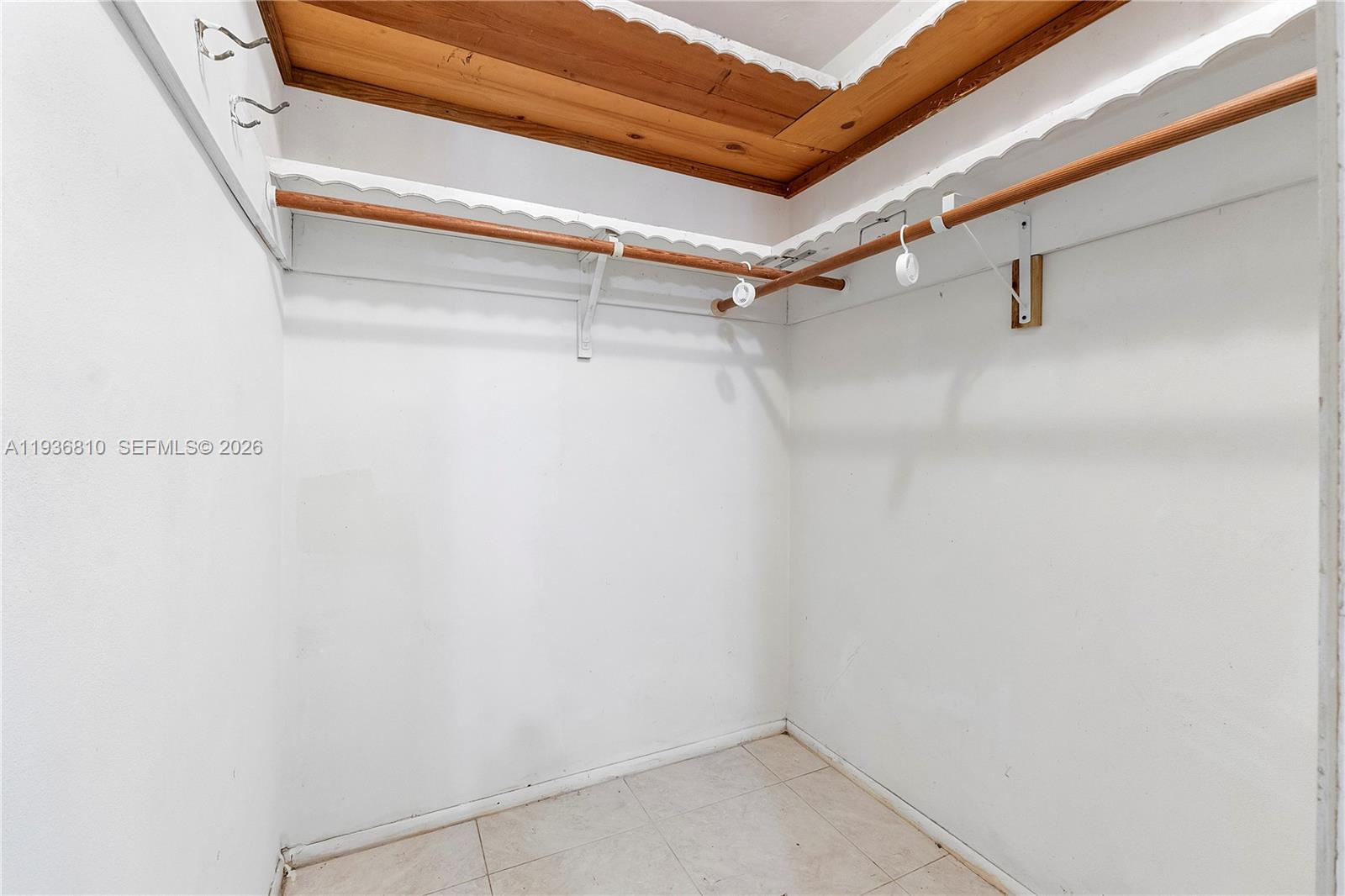 5010 Nw 51st Street Property Photo 19