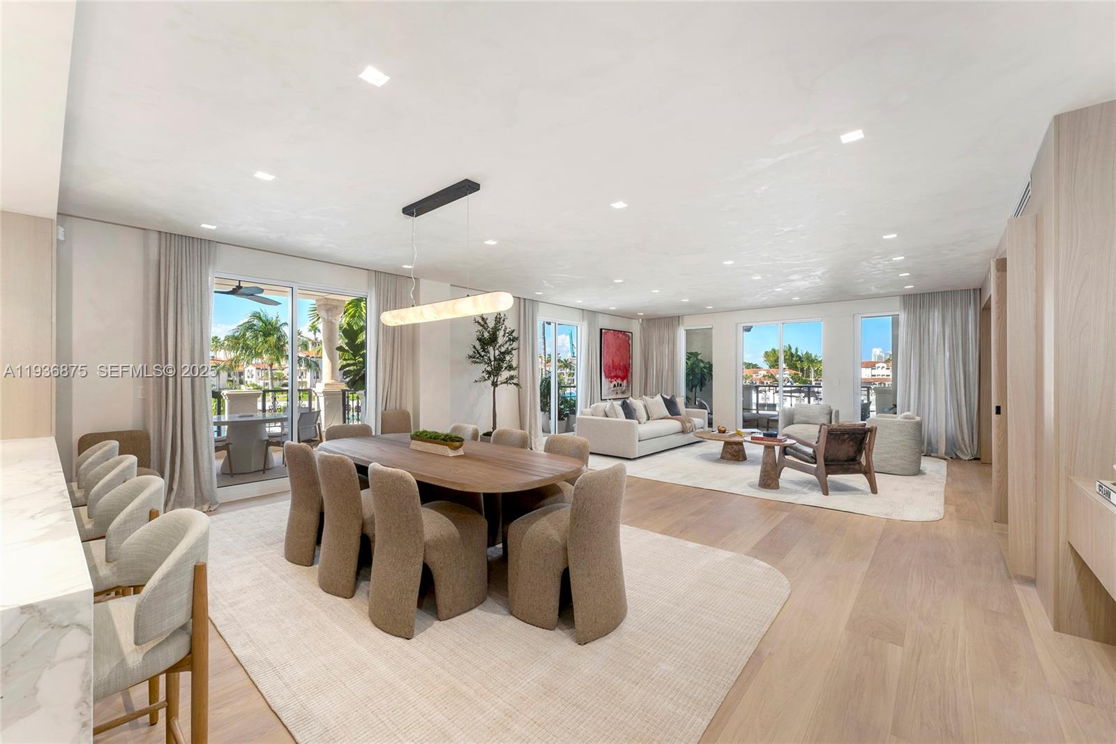 2521 Fisher Island Drive 6201 Property Photo 2