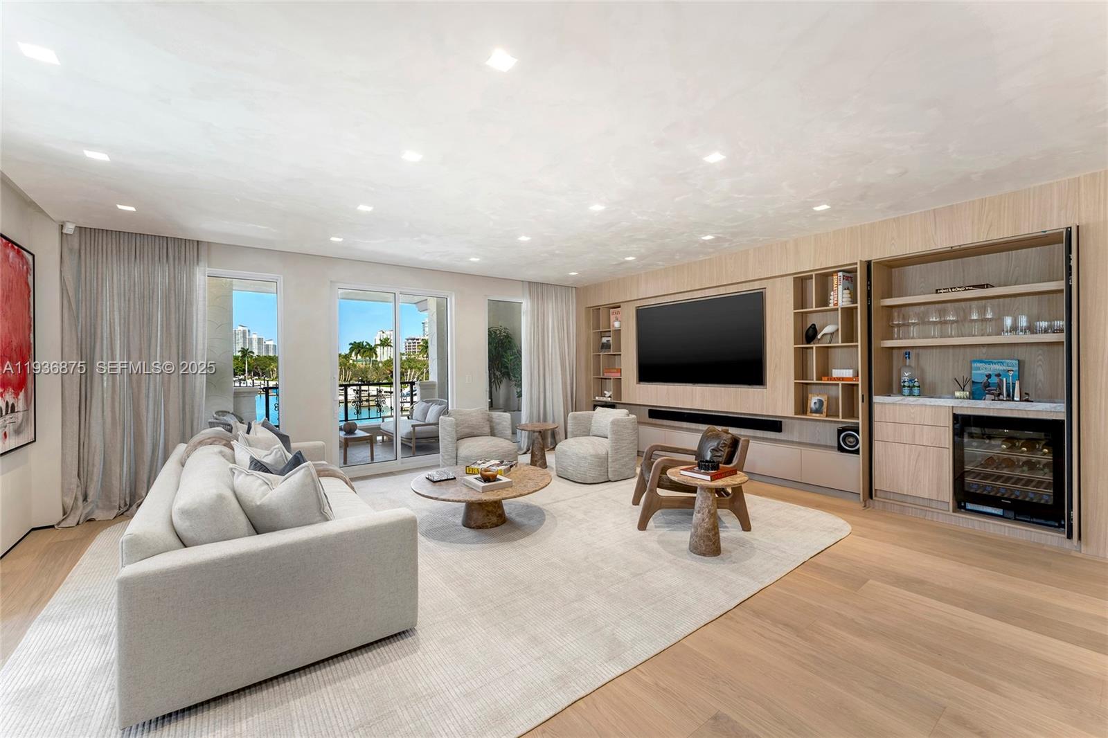 2521 Fisher Island Drive 6201 Property Photo 5