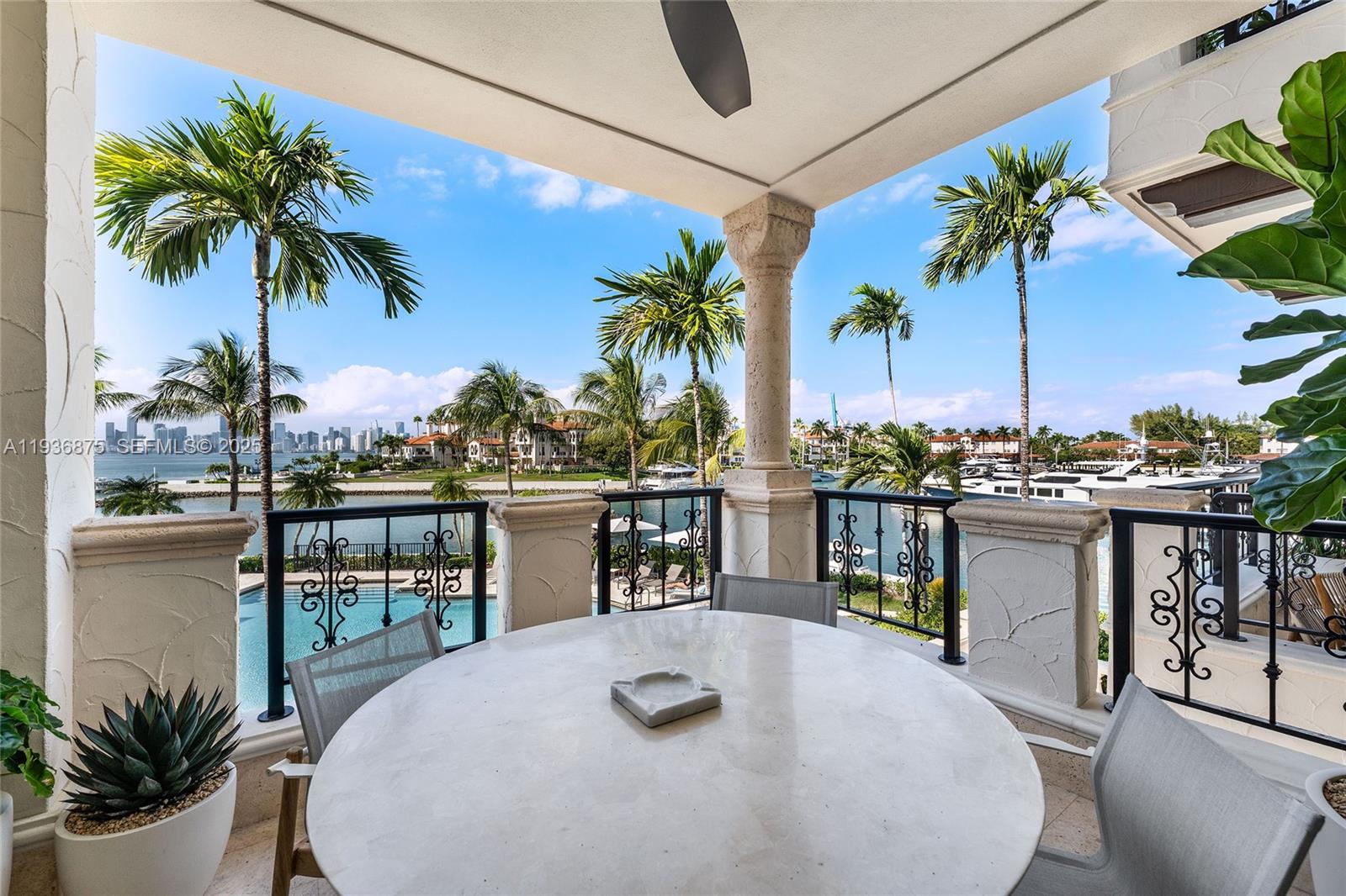 2521 Fisher Island Drive 6201 Property Photo 7