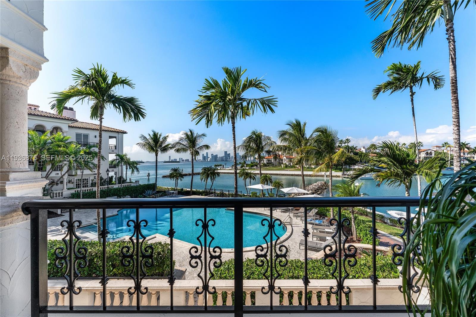 2521 Fisher Island Drive 6201 Property Photo 9