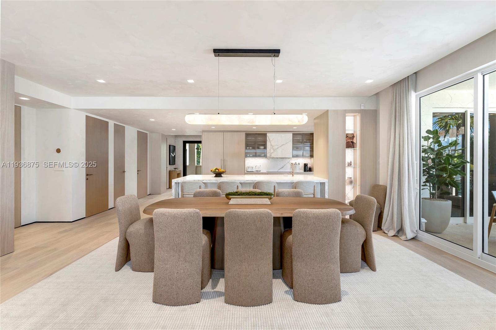 2521 Fisher Island Drive 6201 Property Photo 10