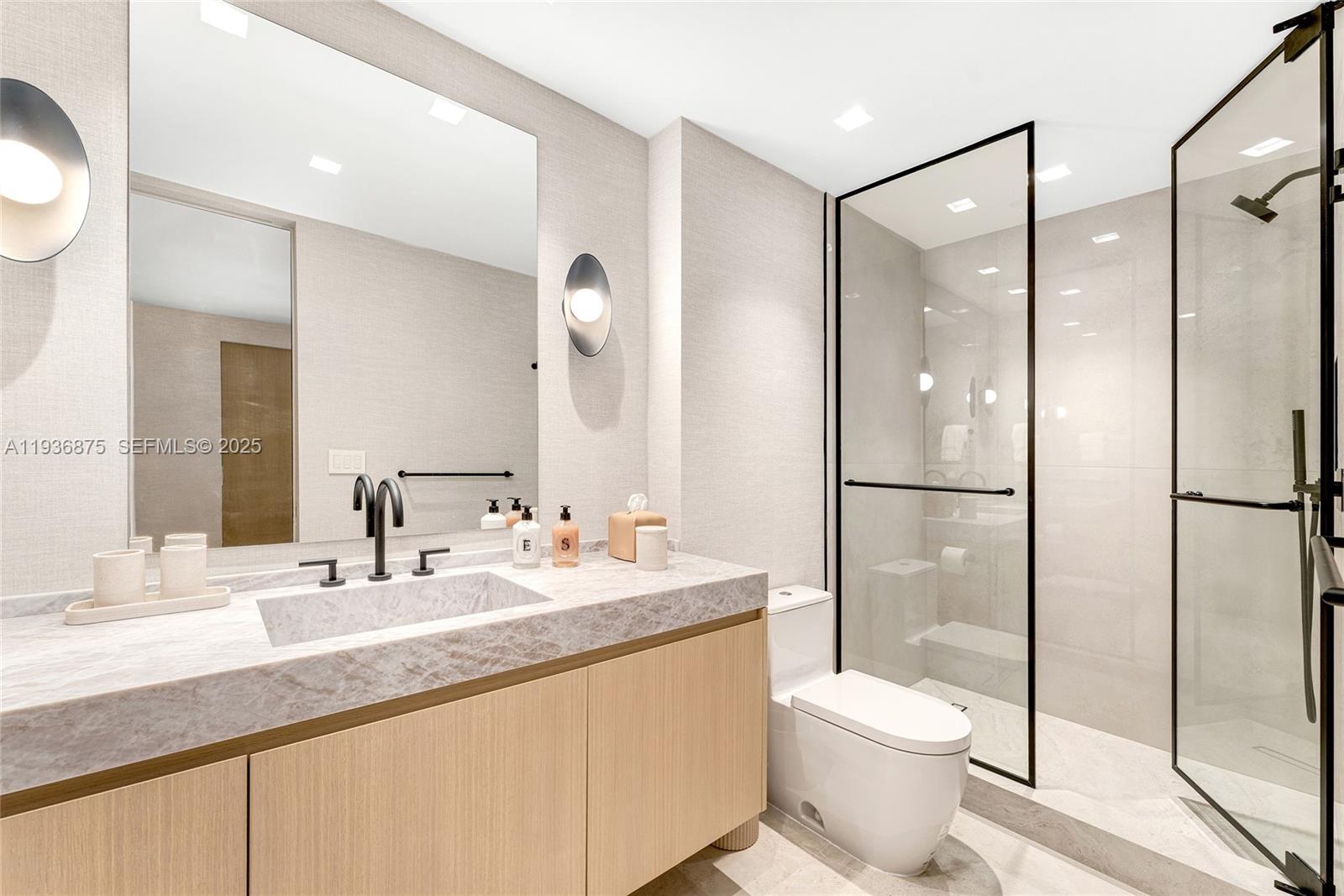 2521 Fisher Island Drive 6201 Property Photo 36