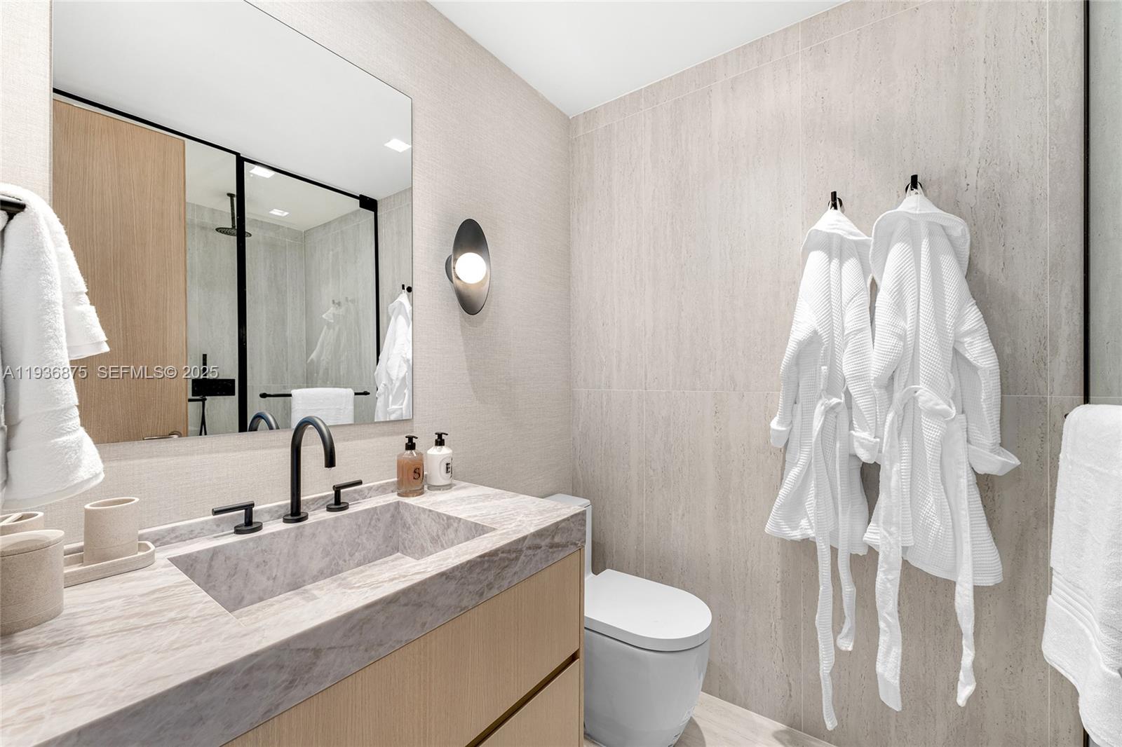 2521 Fisher Island Drive 6201 Property Photo 37