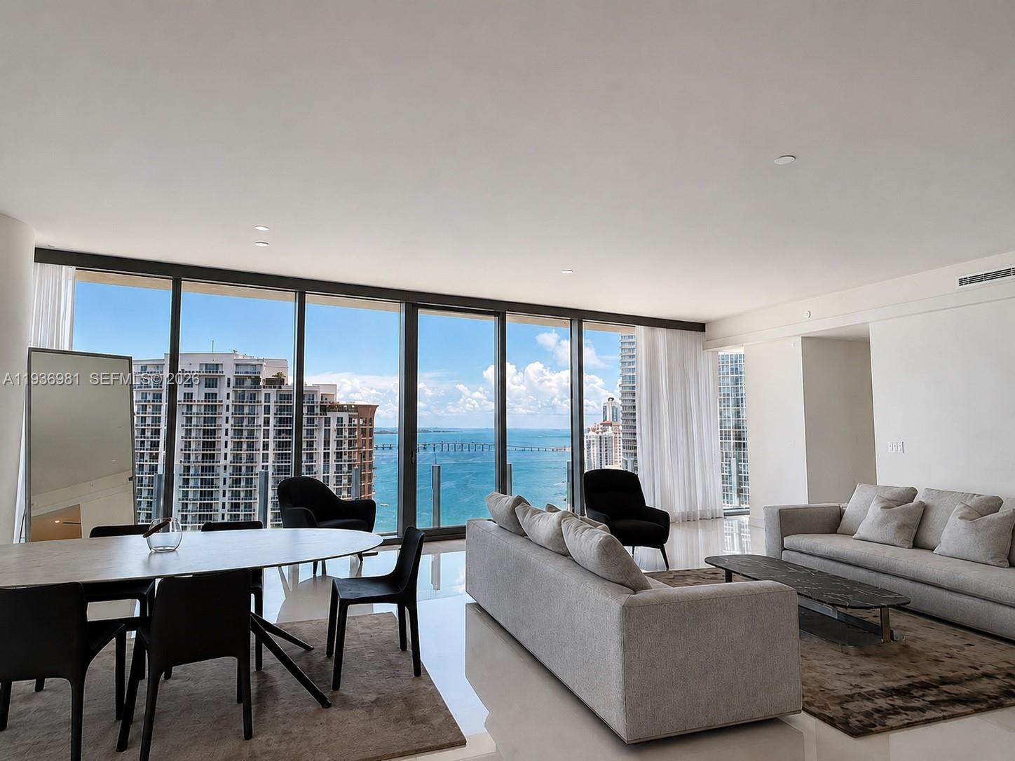 300 Biscayne Blvd Way 3201 Property Photo 3
