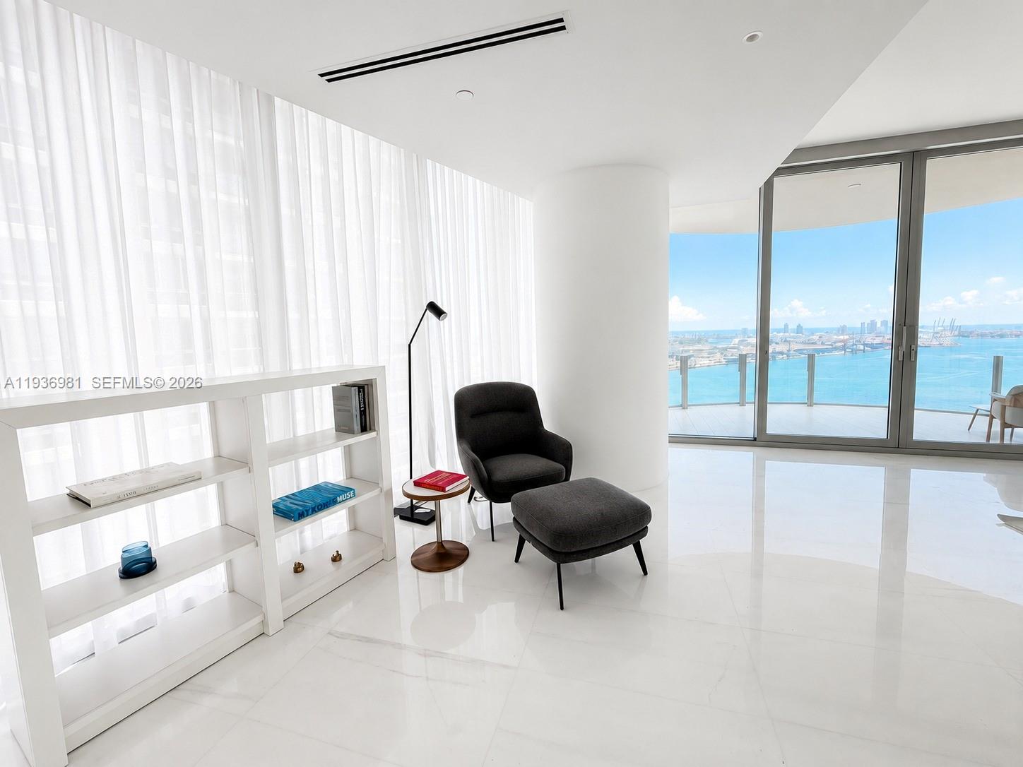 300 Biscayne Blvd Way 3201 Property Photo 6