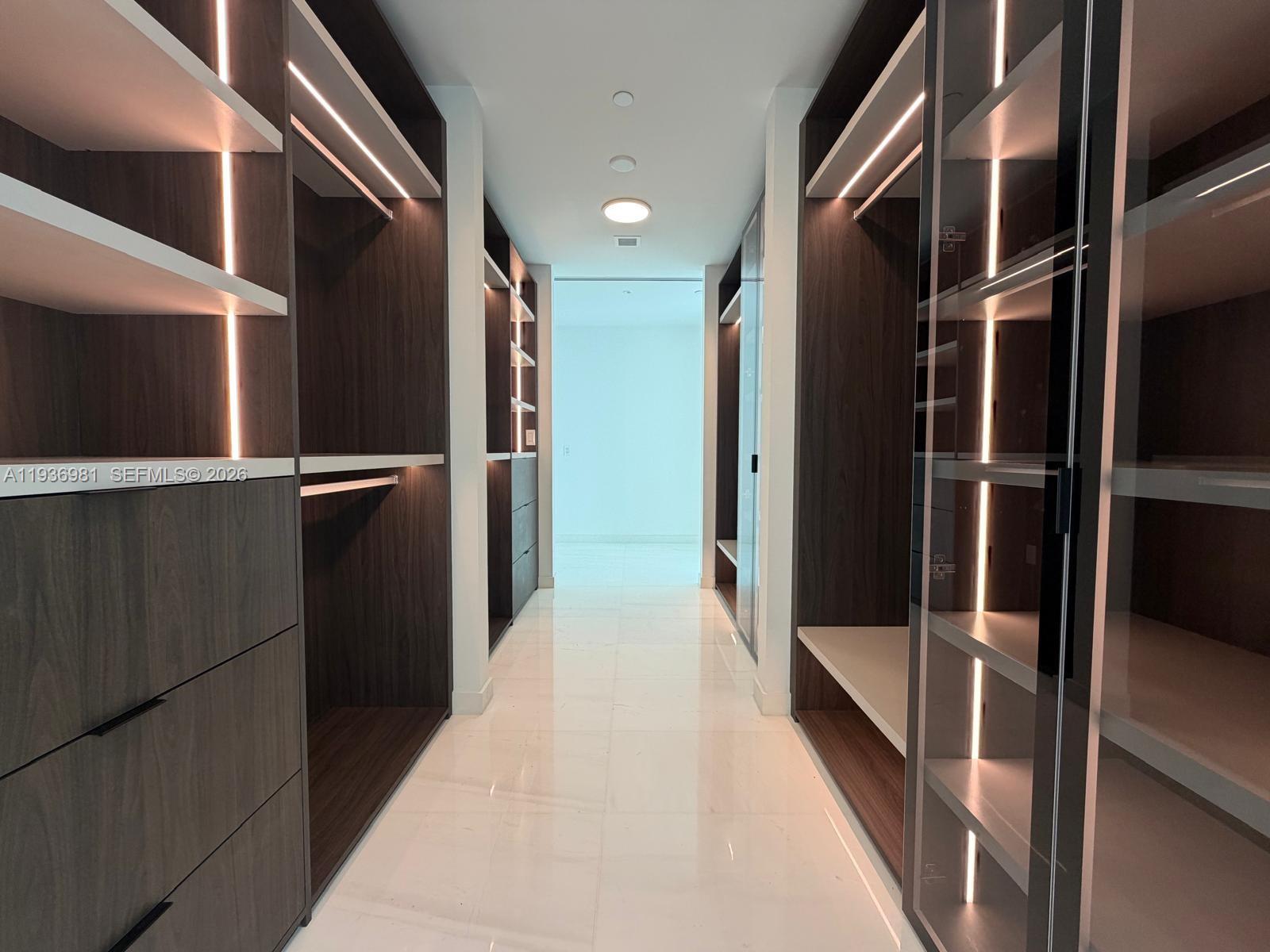 300 Biscayne Blvd Way 3201 Property Photo 12