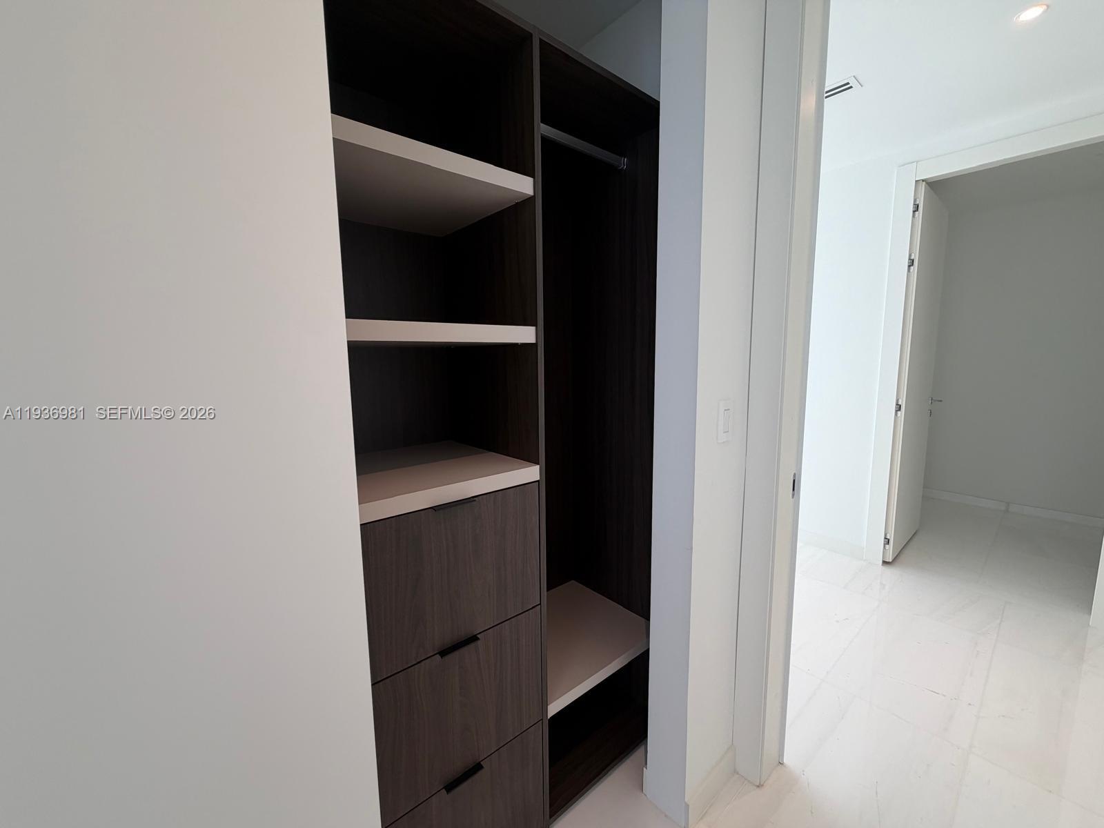 300 Biscayne Blvd Way 3201 Property Photo 19