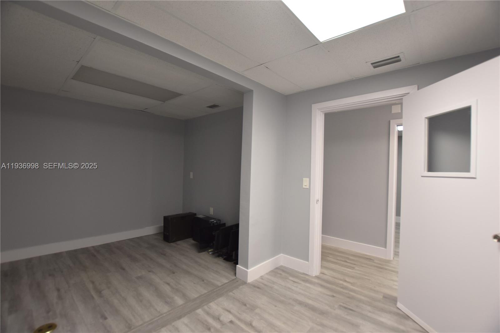 3911 Hollywood Boulevard 106 Property Photo 9