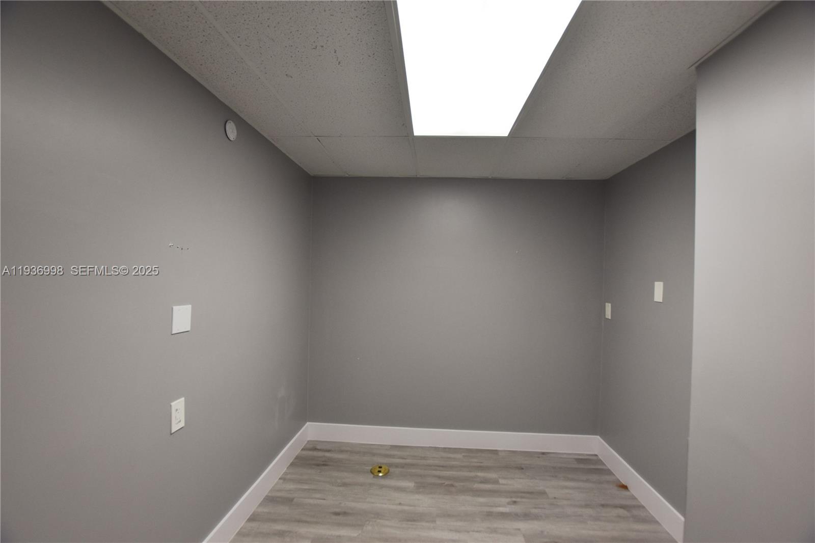 3911 Hollywood Boulevard 106 Property Photo 10