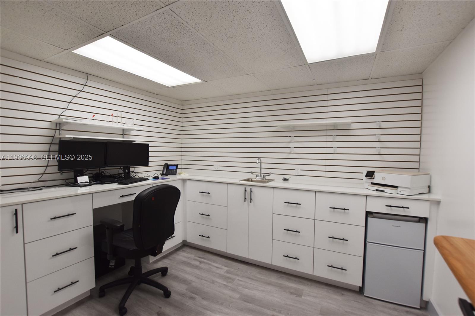 3911 Hollywood Boulevard 106 Property Photo 12