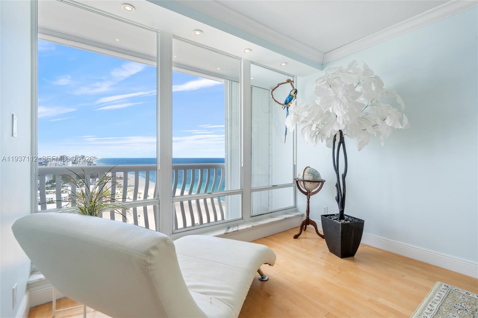 2200 S Ocean Lane 2903 Property Photo 14