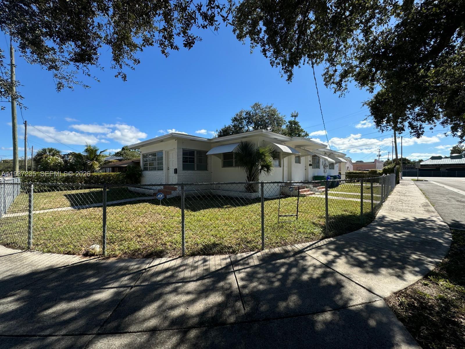 A11937235 Property Photo 2