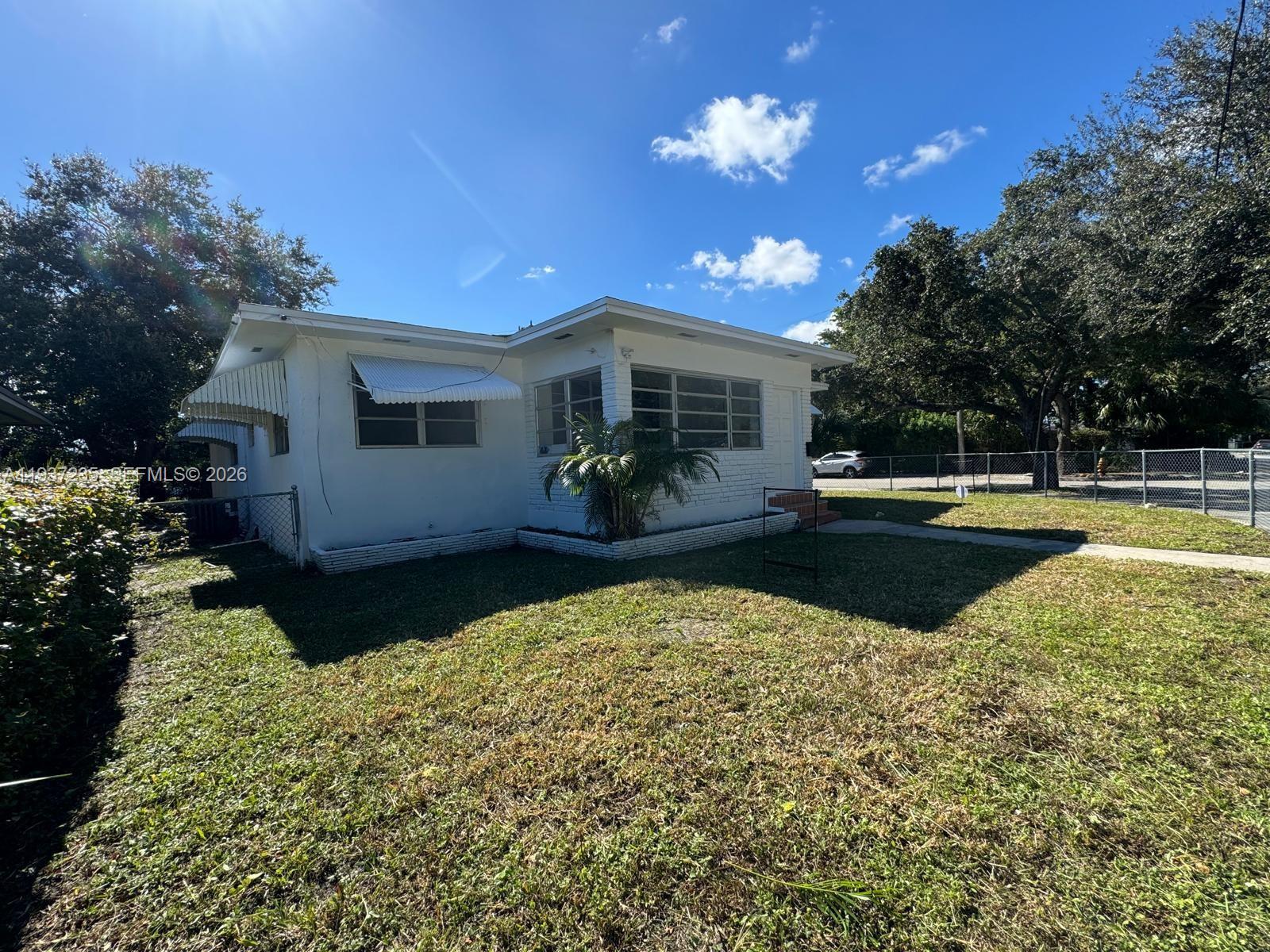 A11937235 Property Photo 5