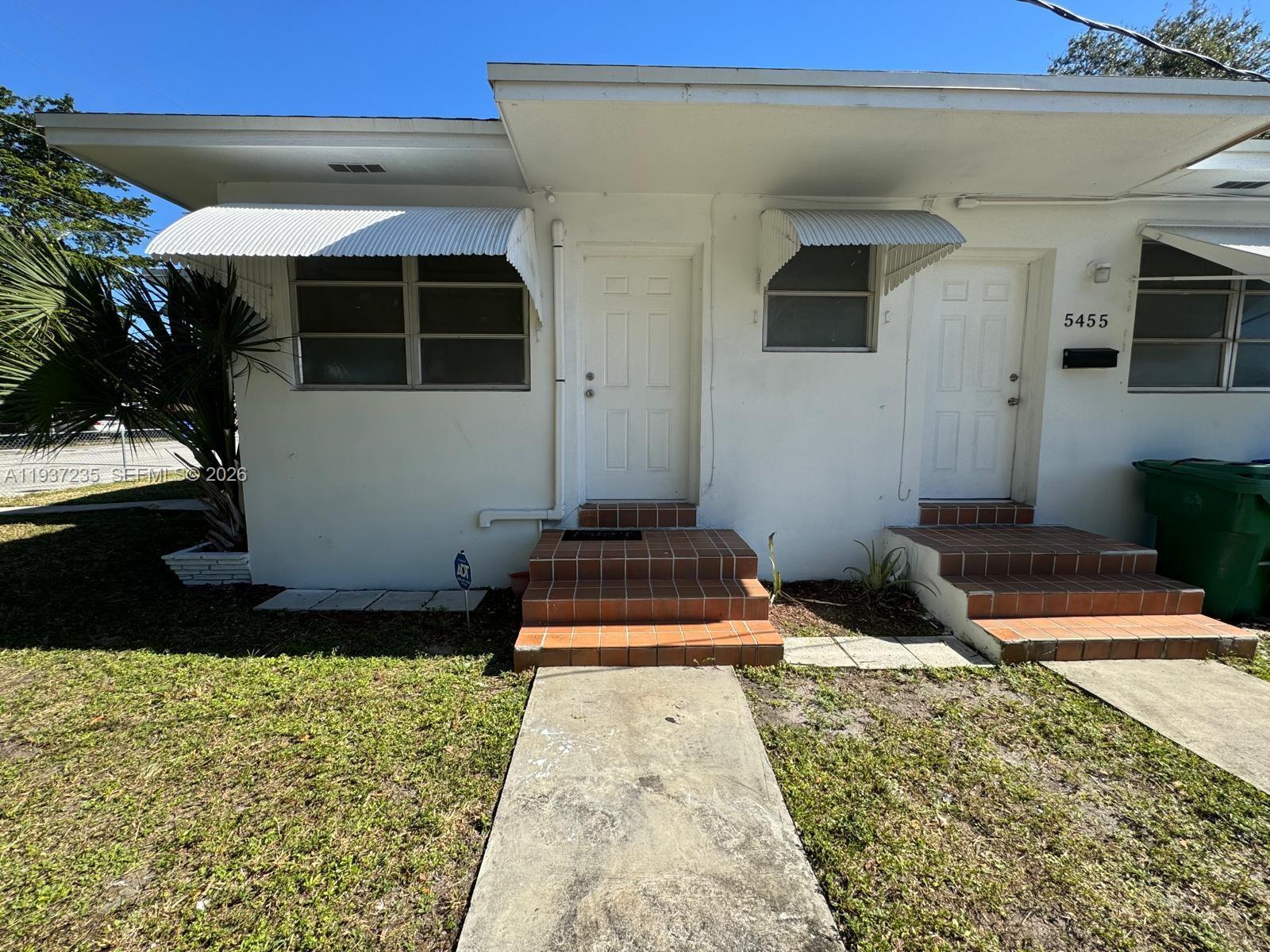 A11937235 Property Photo 8