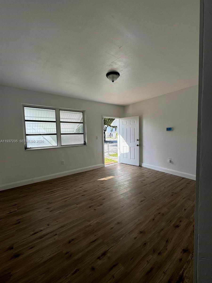 A11937235 Property Photo 17