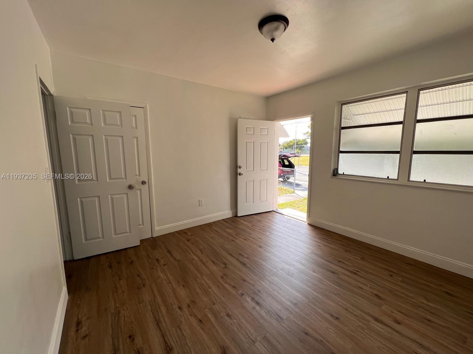 A11937235 Property Photo 19