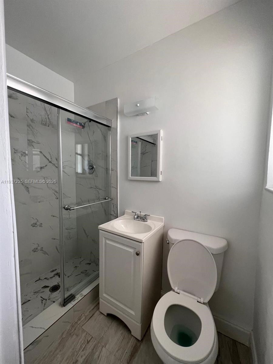 A11937235 Property Photo 20