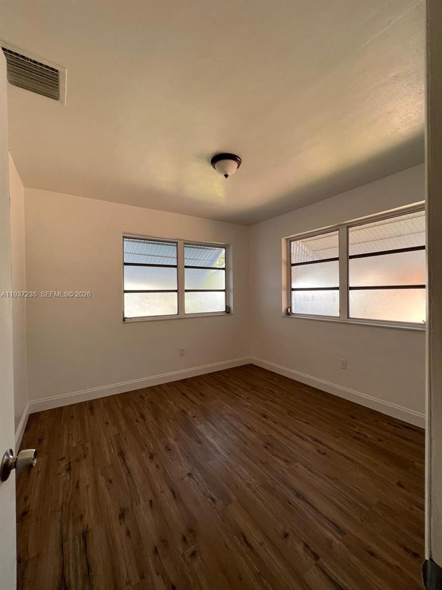 A11937235 Property Photo 30