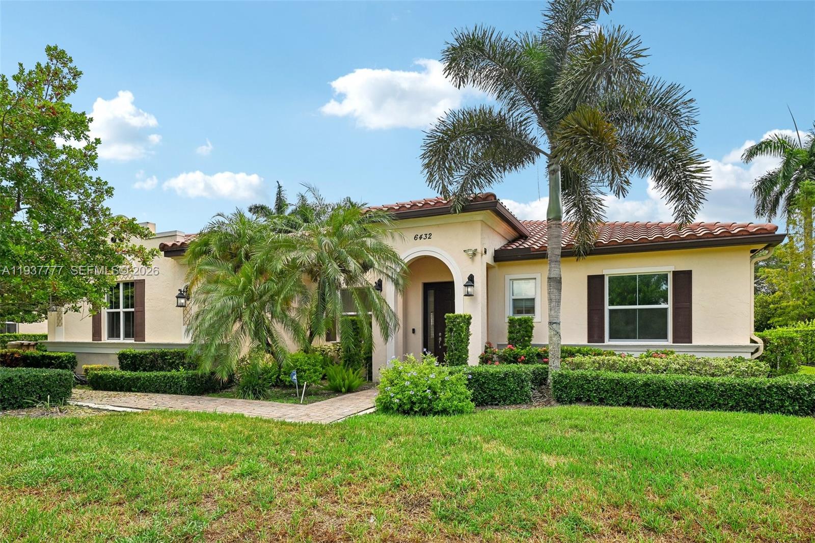 6432 Sw 55th Place Property Photo 1