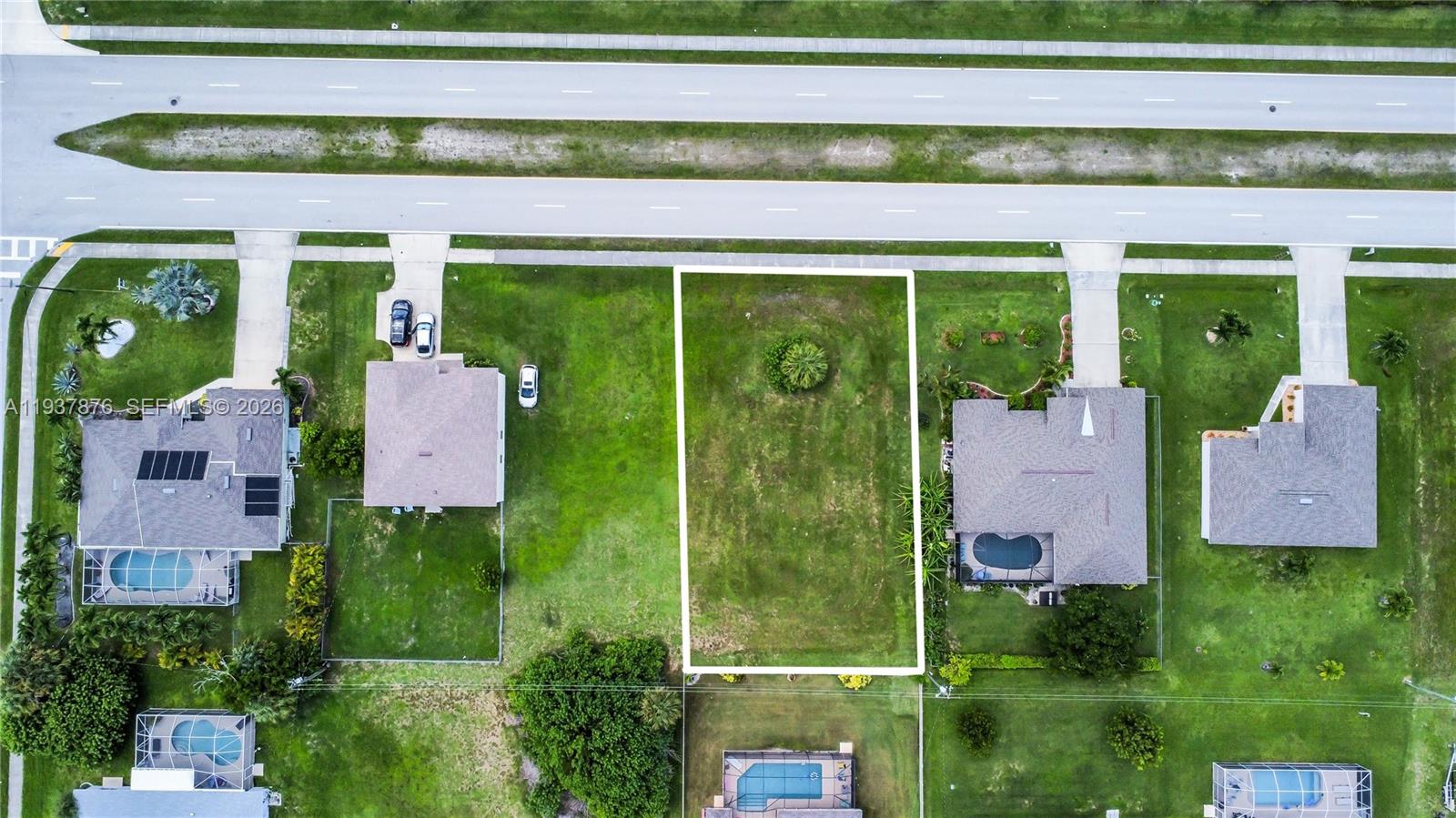 1821 Savona Parkway W Property Photo 1