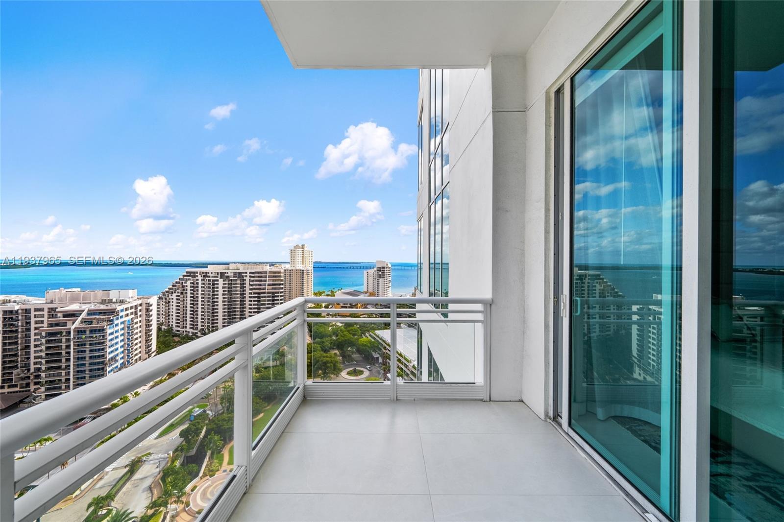 900 Brickell Key Boulevard 2004 Property Photo 25