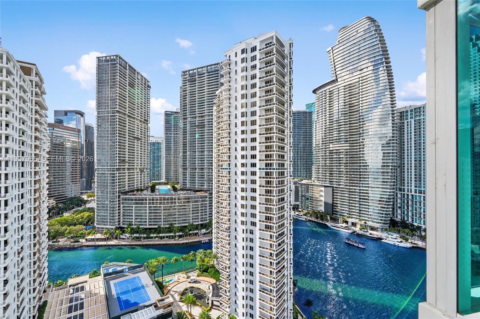 900 Brickell Key Boulevard 2004 Property Photo 34