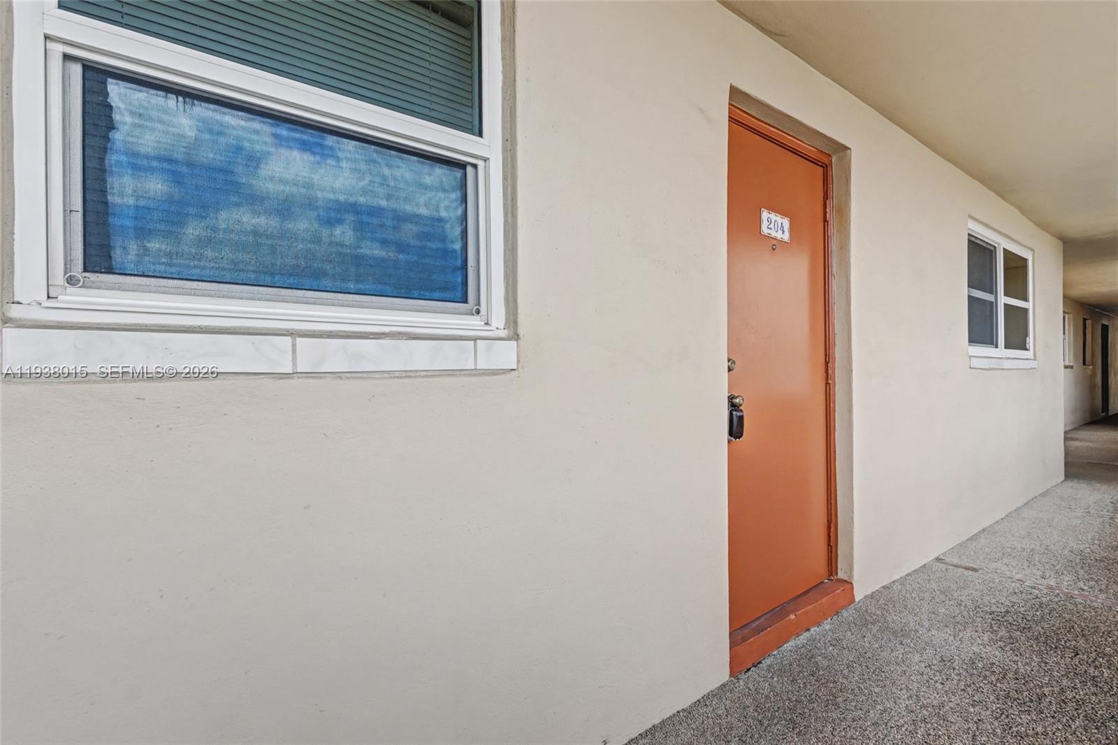 2831 Sunrise Lakes Drive E 204 Property Photo 24