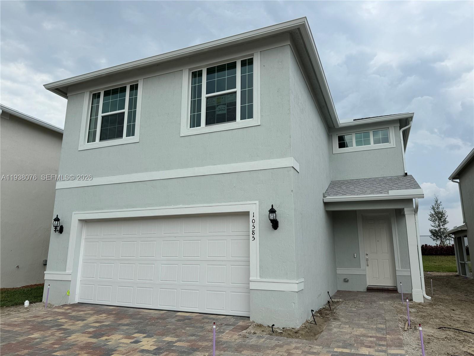 A11938076 Property Photo 1