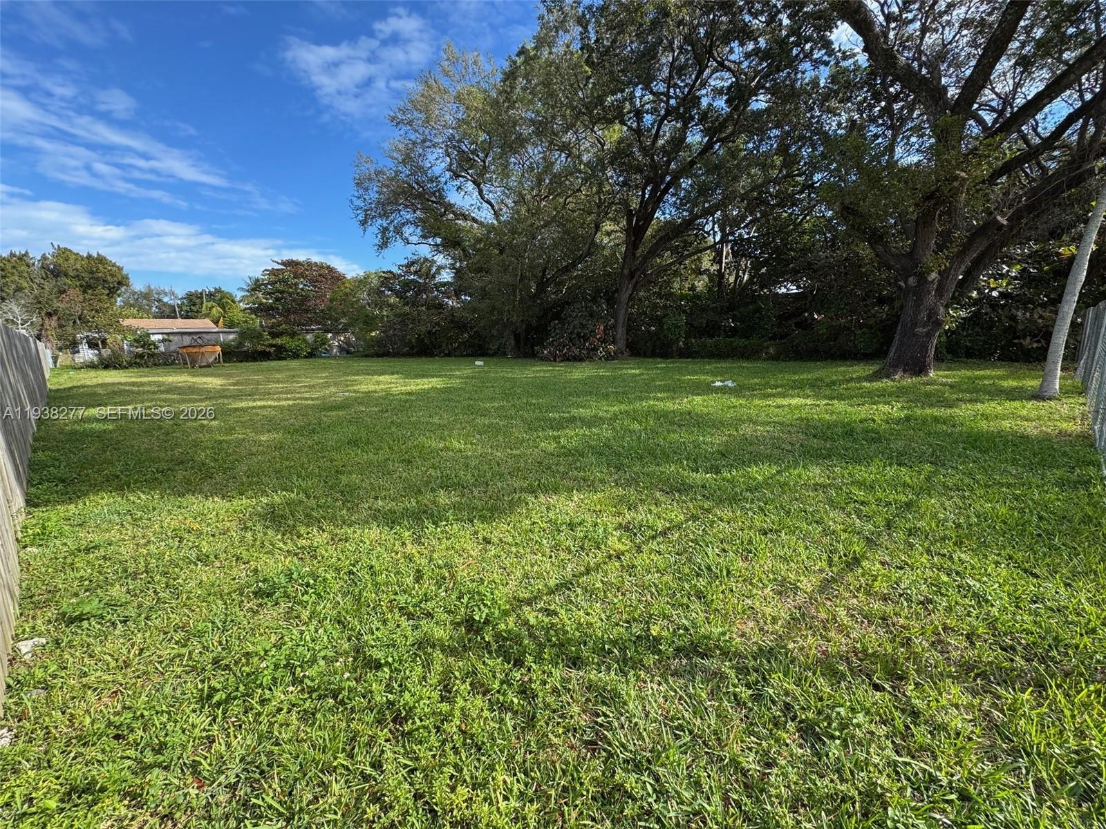 261 Nw 96th Street Property Photo 2