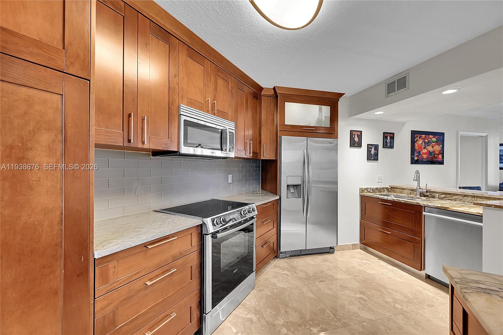 10501 W Broward Boulevard 311 Property Photo 1