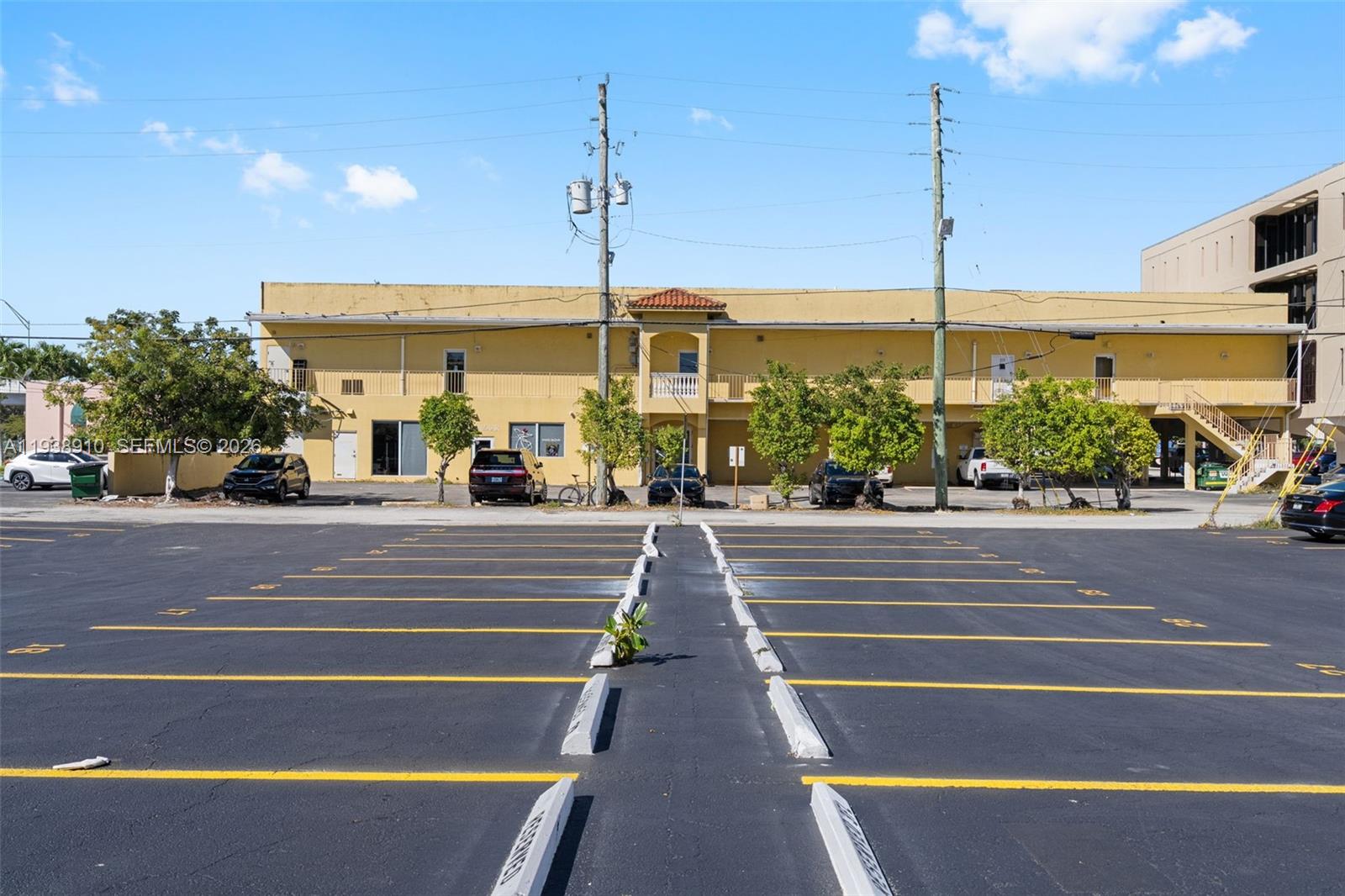 A11938910 Property Photo 20
