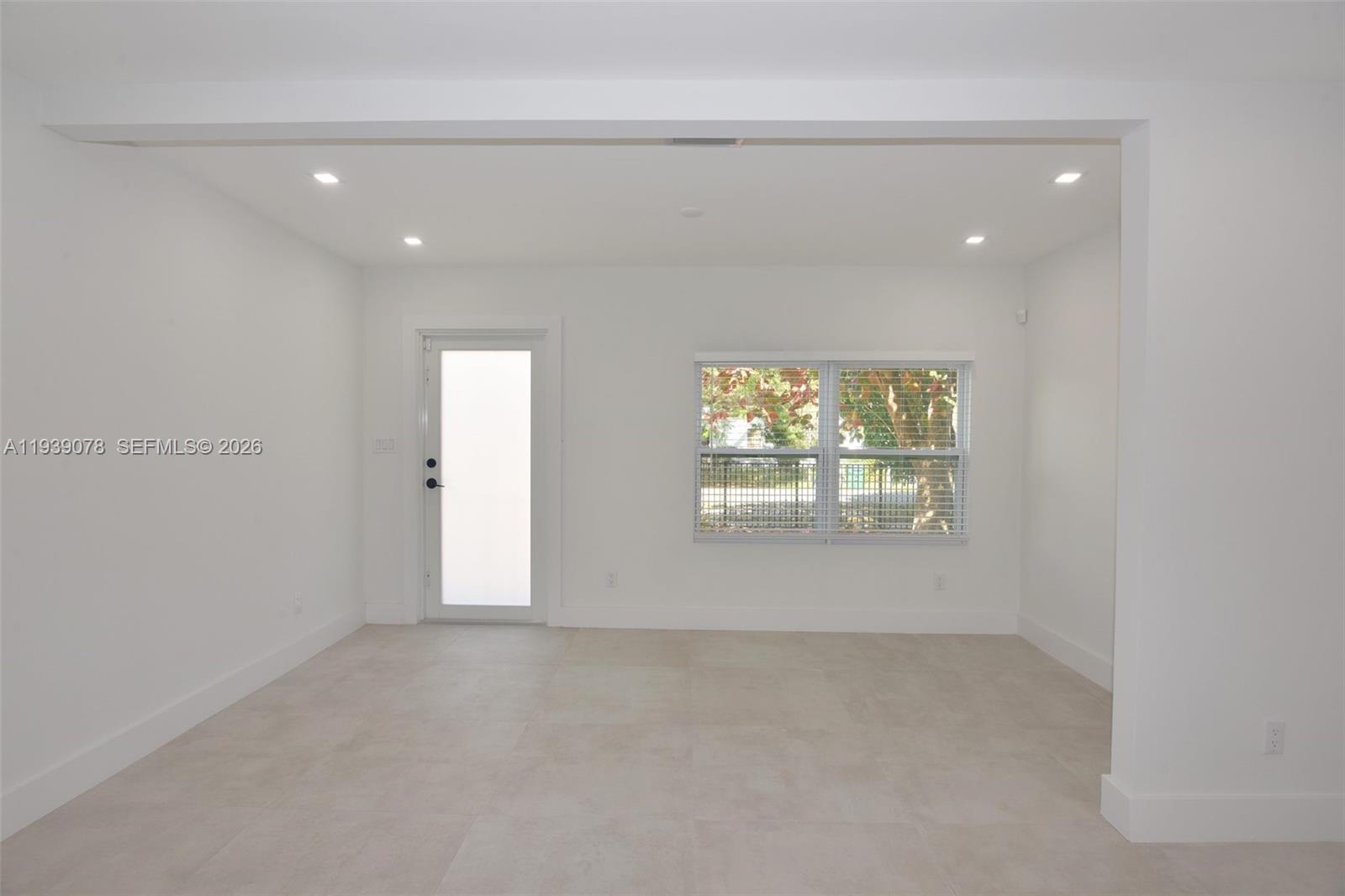 1084 Nw 66th Street Property Photo 13