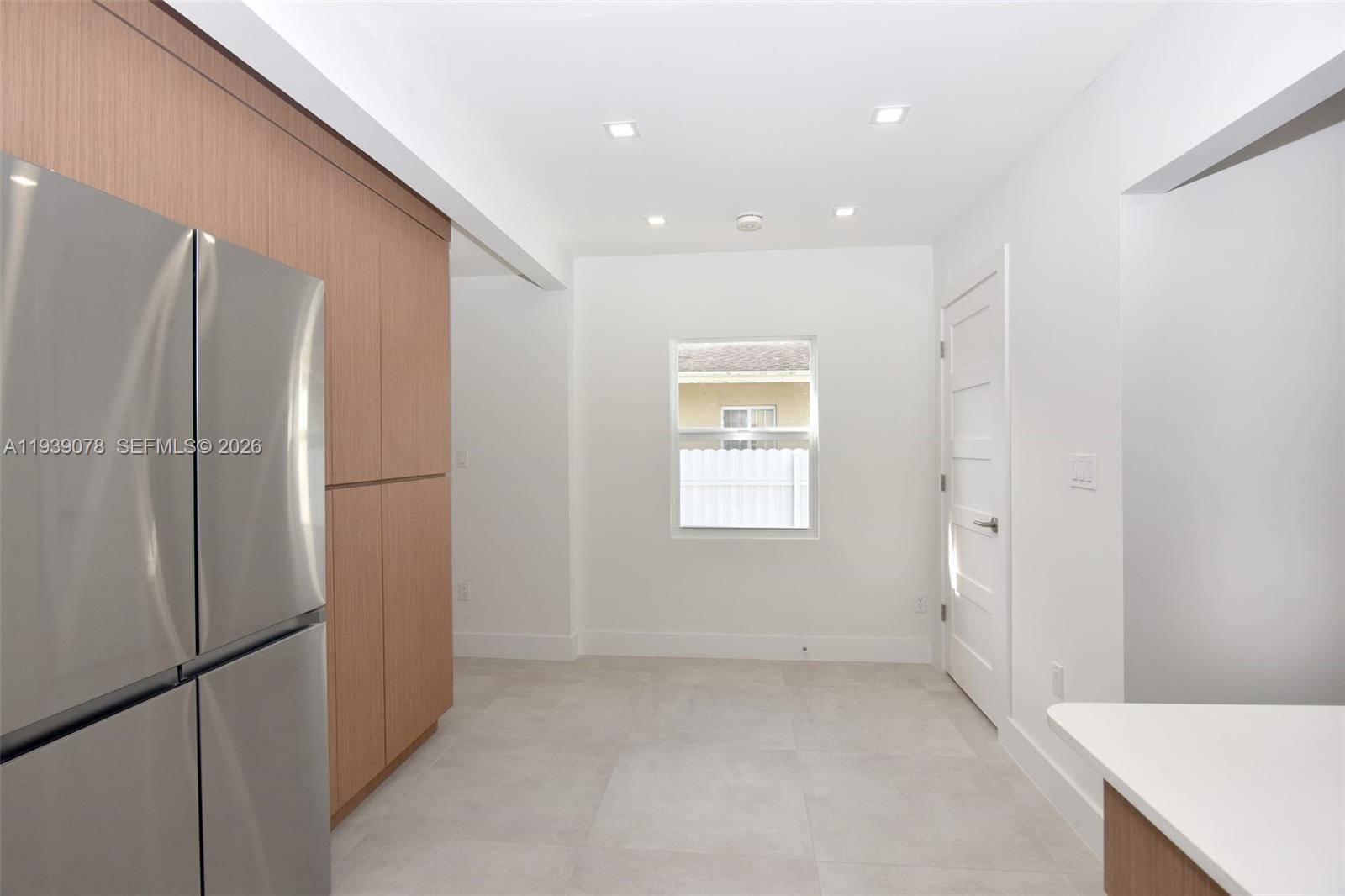 1084 Nw 66th Street Property Photo 18