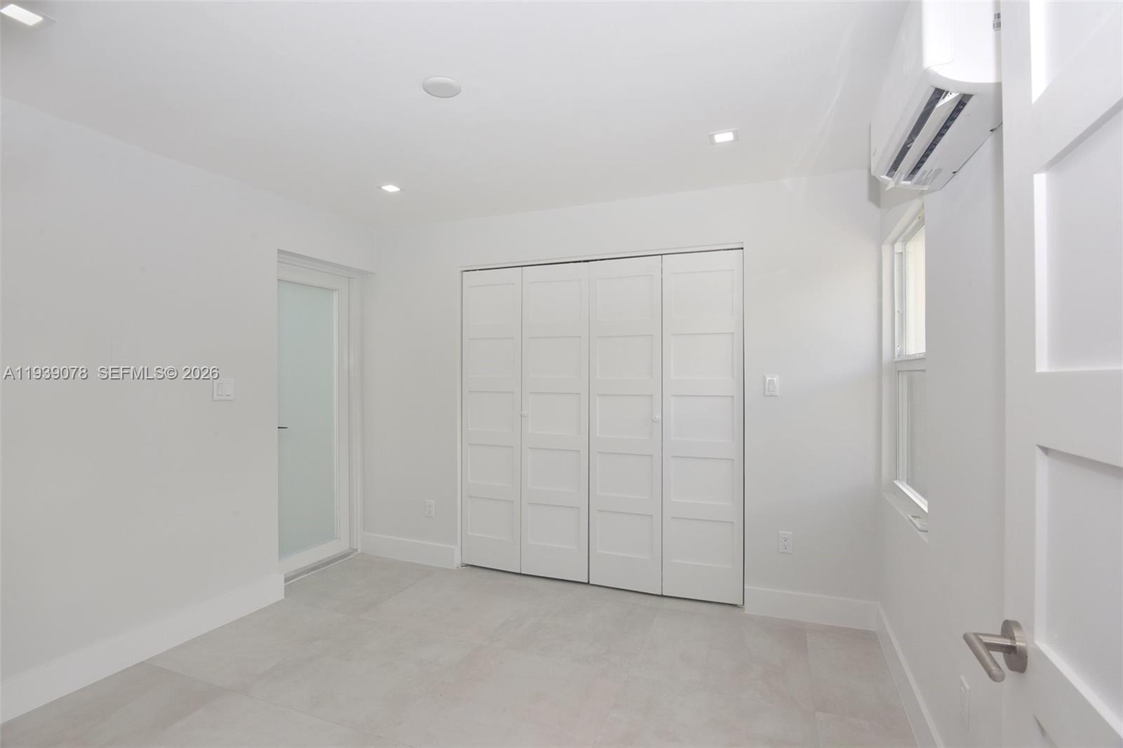 1084 Nw 66th Street Property Photo 20