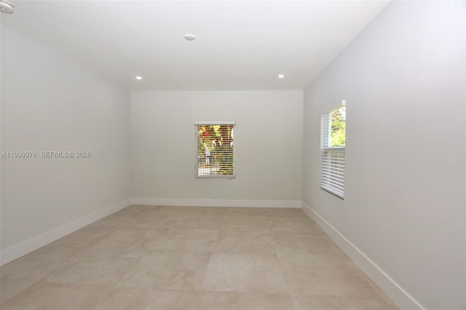 1084 Nw 66th Street Property Photo 22